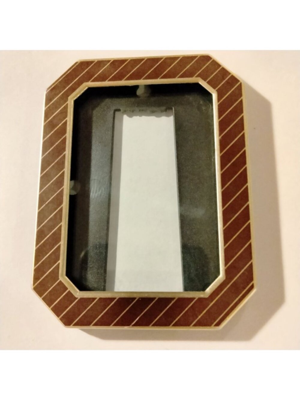 Rectangular Photo Frame Small Desktop 2x3 Diagonal Brown Pattern Gold Trim - Picture 2 of 4